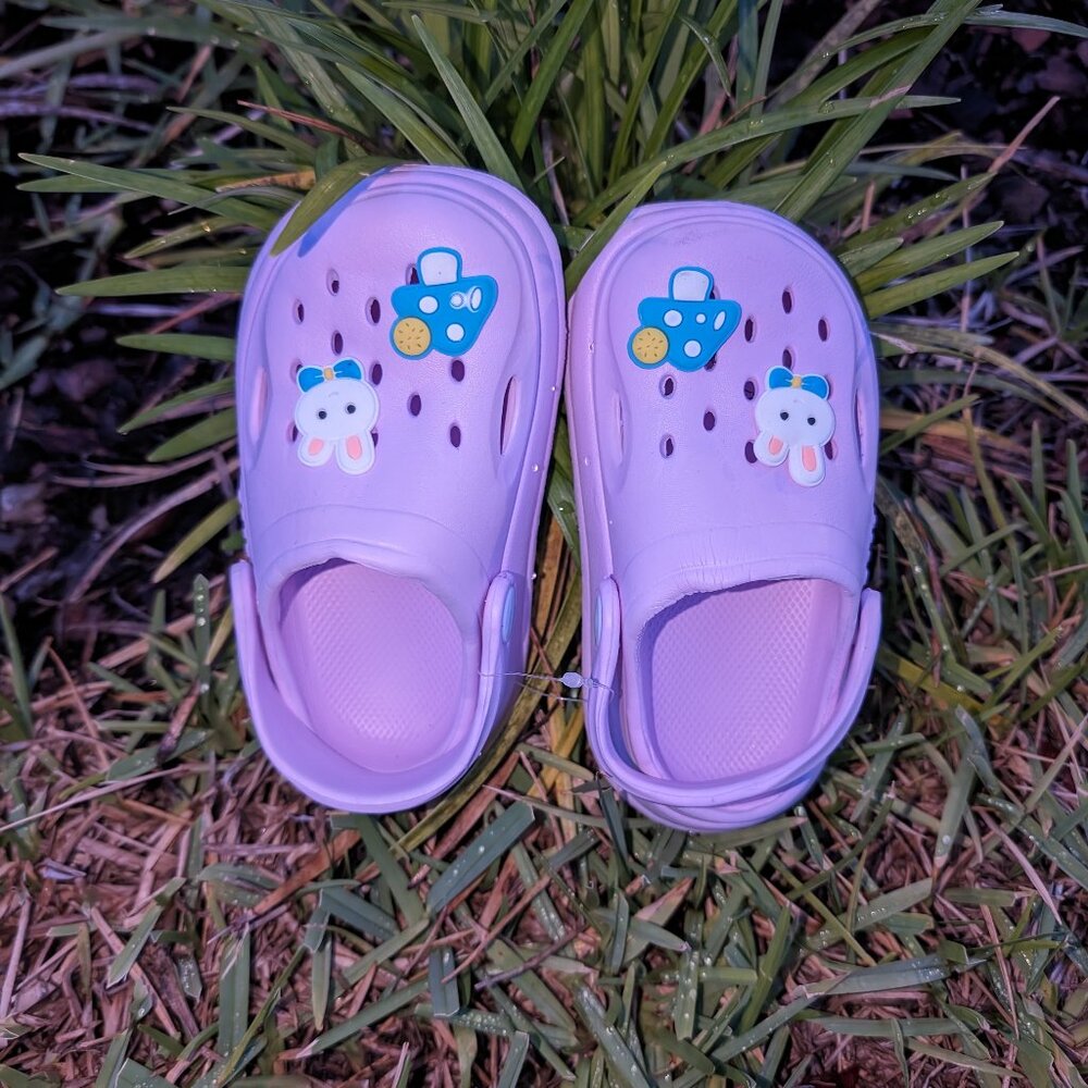 NWT Kids Cute Lavender Bunny Clogs Unisex Crocs Nonslip sandals (Size:2-3 Years)